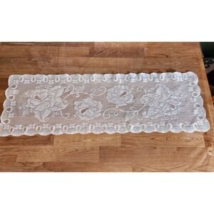 Vintage Table Centerpiece Rose Doily Off White